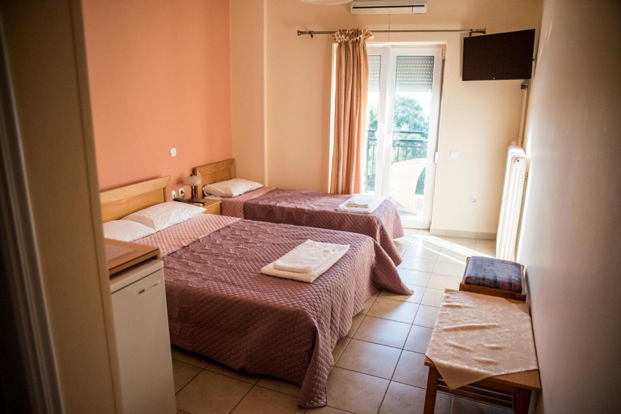 Zoumboulis Rooms Митилини Экстерьер фото
