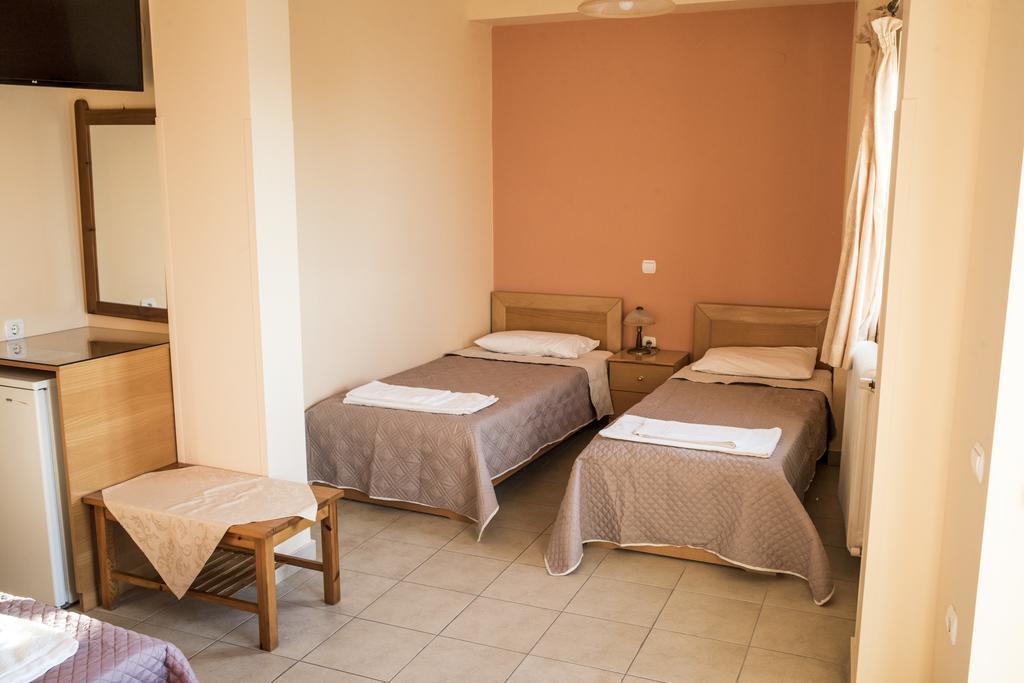 Zoumboulis Rooms Митилини Экстерьер фото